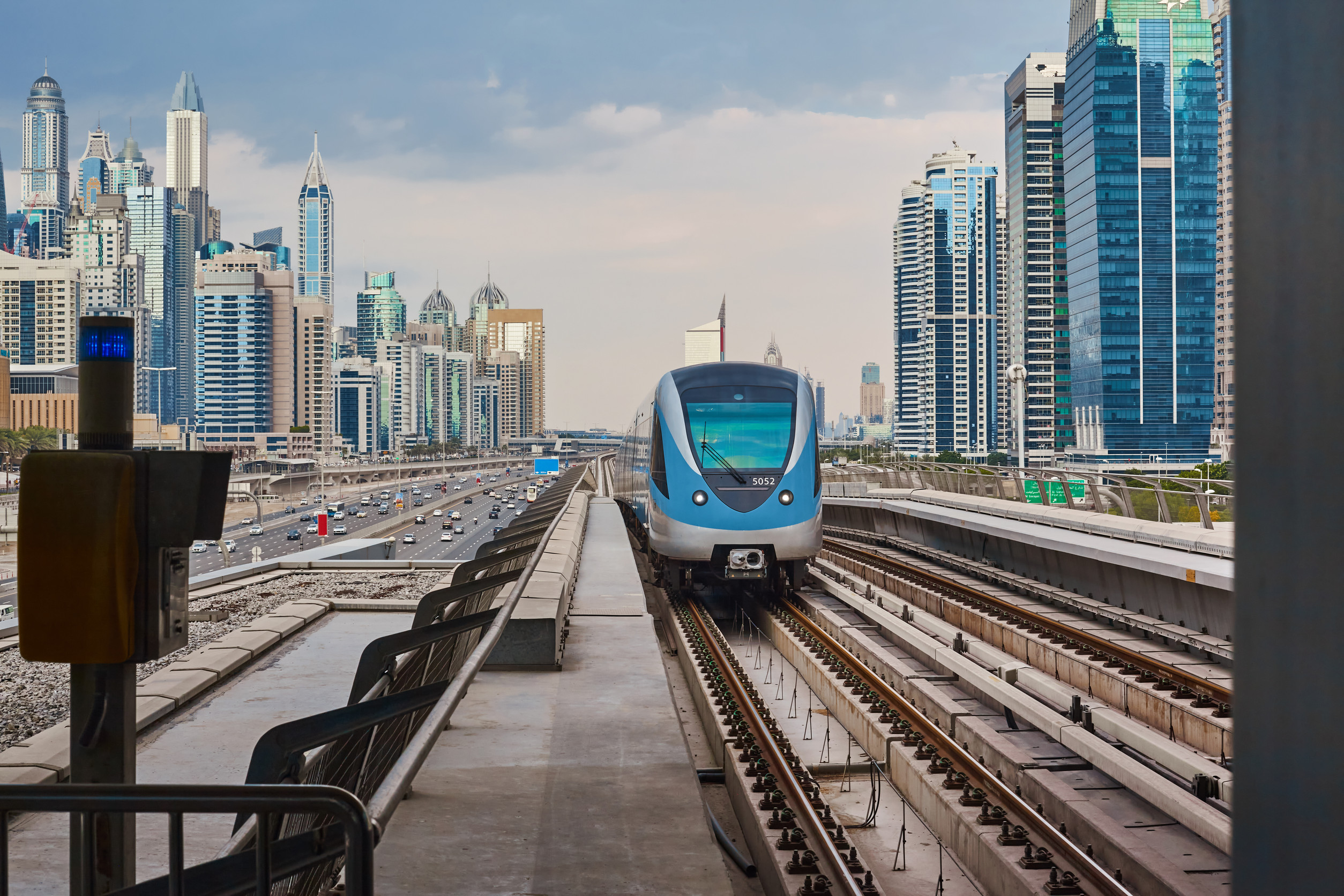 A Fully Automatic Metro Rail Network In Dubai