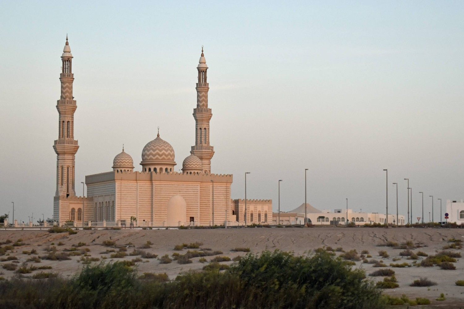 Autumn View Of Abu Dhabi Mosque Autumn View Of Abu Dhabi Mosque