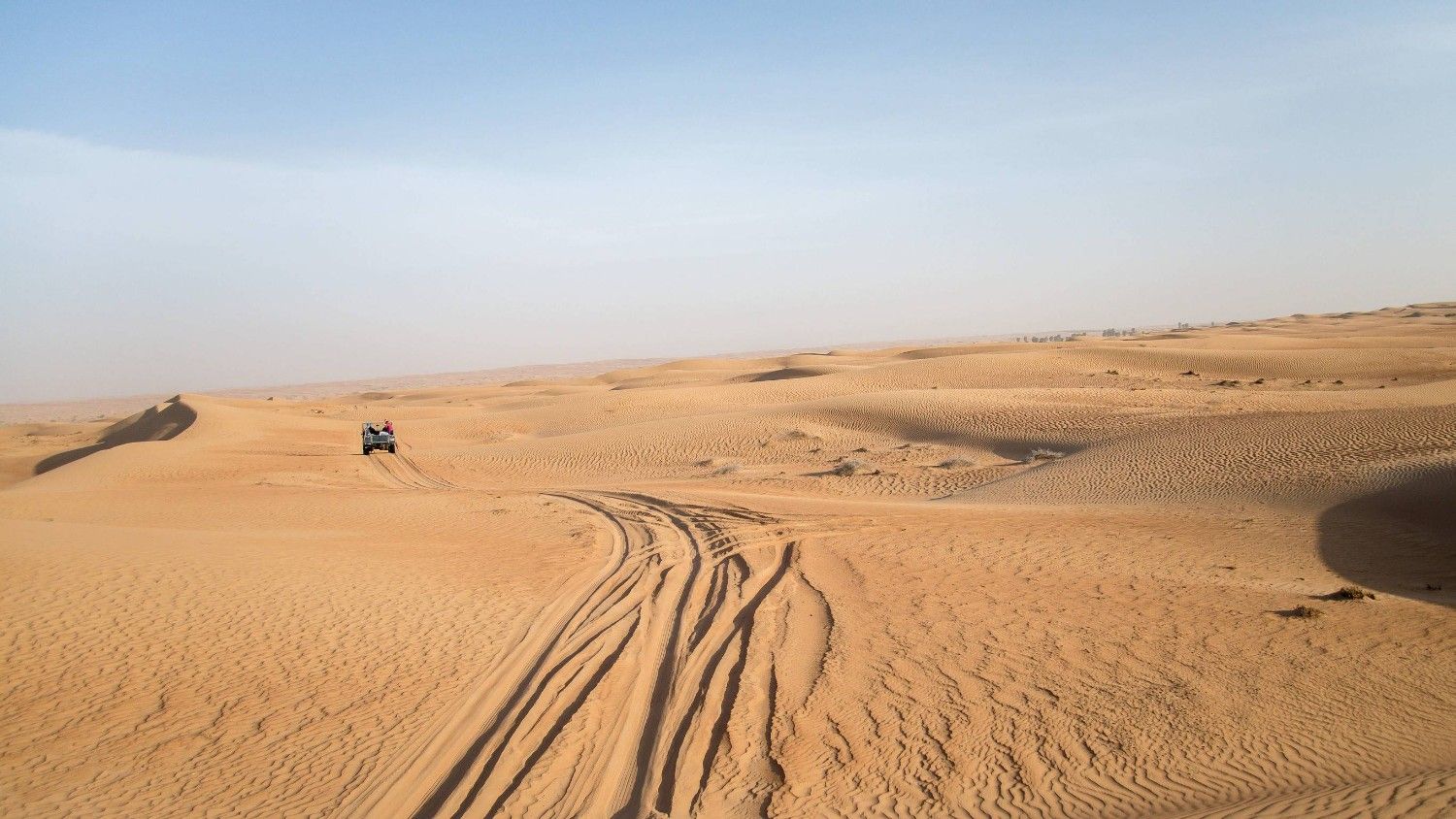 Dubai Desert Safari With 4x4 Jeeps Dubai Desert Safari With 4x4 Jeeps